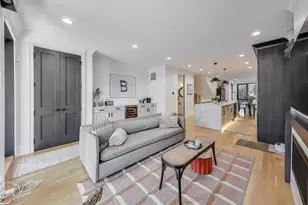 1363 W Hubbard St, Chicago, IL 60642 - Photo 10