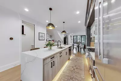 1363 W Hubbard Street #1, Chicago, IL 60642 - Photo 8