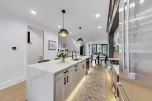 1363 W Hubbard St, Chicago, IL 60642 - Photo 8