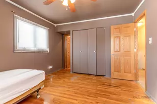 590 Durham Ct, Hoffman Estates, IL 60169 - Photo 12