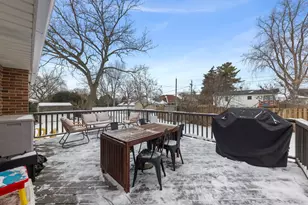 833 Parkside Dr, Wheaton, IL 60187 - Photo 20