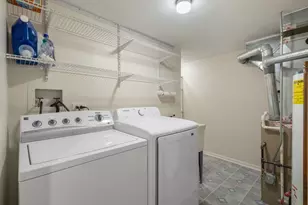 9700 McVicker Ave, Oak Lawn, IL 60453 - Photo 14