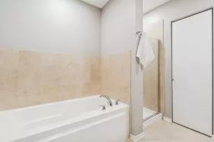 500 W Superior St, Chicago, IL 60654 - Photo 14