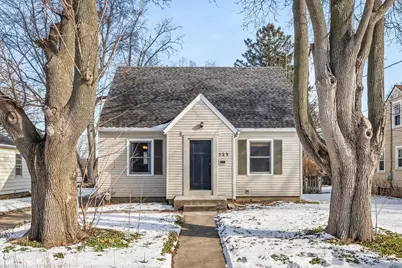 523 Preston Avenue, Elgin, IL 60120 - Photo 2