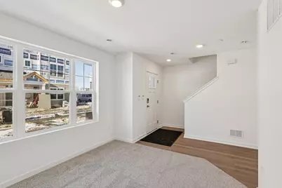 567 Yosemite Way, Mundelein, IL 60060 - Photo 4