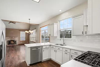 541 Wingpointe Drive, Aurora, IL 60506 - Photo 8