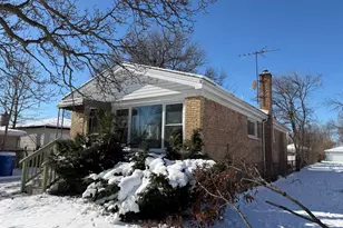 11410 S Loomis St, Chicago, IL 60643 - Photo 2