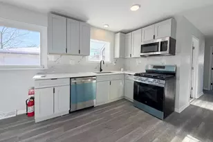 11410 S Loomis St, Chicago, IL 60643 - Photo 10