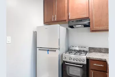 4031 N Kenmore Avenue #214, Chicago, IL 60613 - Photo 4