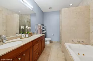 1418 W Chestnut St, Chicago, IL 60642 - Photo 8
