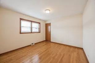 822 S La Grange Rd, La Grange, IL 60525 - Photo 6