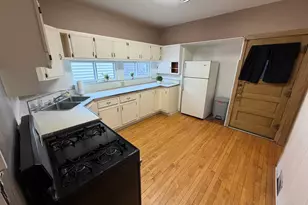 5252 N Ludlam Ave, Chicago, IL 60630 - Photo 6