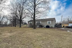 320 N Old Marion Rd, Orangeville, IL 62939 - Photo 2