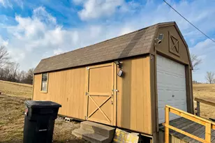 320 N Old Marion Rd, Orangeville, IL 62939 - Photo 28