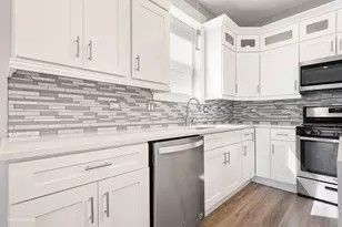 4552 S Evans Ave, Chicago, IL 60653 - Photo 6