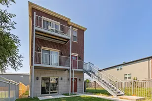 4552 S Evans Ave, Chicago, IL 60653 - Photo 2