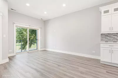 4552 S Evans Avenue #2, Chicago, IL 60653 - Photo 4