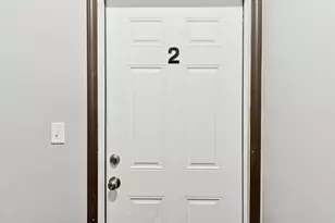 7515 S Essex Ave, Chicago, IL 60649 - Photo 2