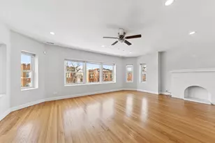 7515 S Essex Ave, Chicago, IL 60649 - Photo 4