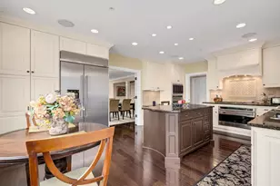 1218 Hawthorne Ct, Hinsdale, IL 60521 - Photo 10