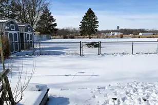 196 S Henning Rd, Danville, IL 61832 - Photo 8