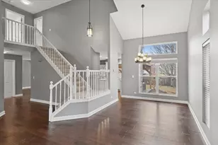 1568 Woodland Ln, Bolingbrook, IL 60490 - Photo 4