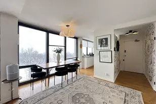 6701 S Crandon Ave, Chicago, IL 60649 - Photo 10