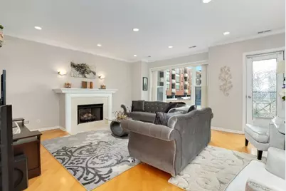 4714 S Evans Avenue #3N, Chicago, IL 60615 - Photo 2