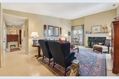 [Address not provided], Evanston, IL 60201 - Photo 8