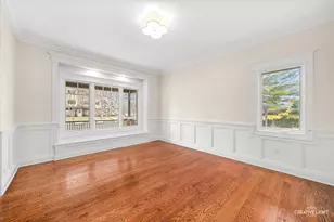 216 S Whispering Hills Dr, Naperville, IL 60540 - Photo 4