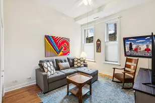 1807 N Orleans St, Chicago, IL 60614 - Photo 18