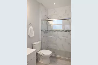 4151 W Fullerton Avenue, Chicago, IL 60639 - Photo 16