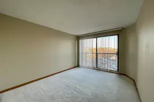 511 Aurora Ave, Naperville, IL 60540 - Photo 12