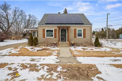 304 W Van Buren Street, Marengo, IL 60152 - Photo 1