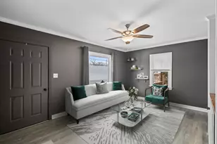 304 W Van Buren St, Marengo, IL 60152 - Photo 6