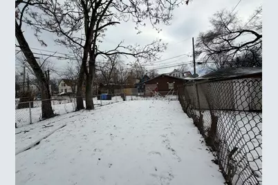 10623 S Perry Avenue, Chicago, IL 60628 - Photo 4