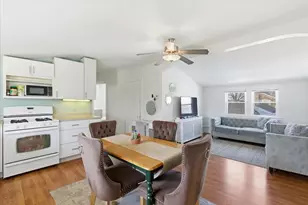 1643 Harding Rd, Northfield, IL 60093 - Photo 16