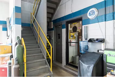 [Address not provided], Bridgeview, IL 60455 - Photo 22