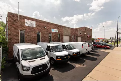 [Address not provided], Bridgeview, IL 60455 - Photo 4