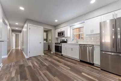 390 Oak Avenue, Wood Dale, IL 60191 - Photo 2