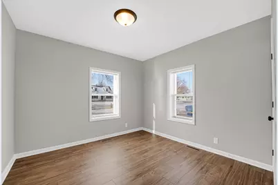 1376 NE Lennington Circle, Kankakee, IL 60901 - Photo 8