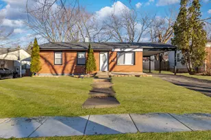 21641 Gailine Ave, Sauk Village, IL 60411 - Photo 2