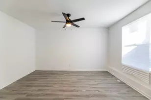 21641 Gailine Ave, Sauk Village, IL 60411 - Photo 14