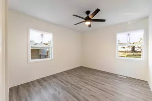 21641 Gailine Ave, Sauk Village, IL 60411 - Photo 16