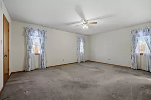 8614 Bangor Dr, Tinley Park, IL 60487 - Photo 16