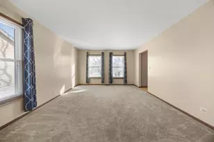 515 Indian Ridge Trail, Wauconda, IL 60084 - Photo 6