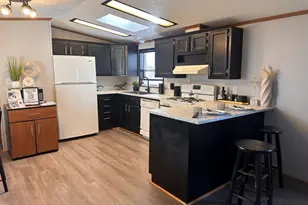 317 Pleasant Terrace, Matteson, IL 60443 - Photo 2