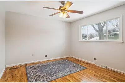 521 E Balsam Lane, Palatine, IL 60074 - Photo 14