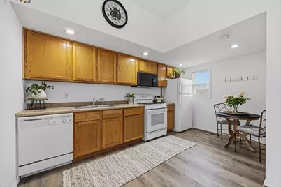 910 N Mason Street, Bloomington, IL 61701 - Photo 10