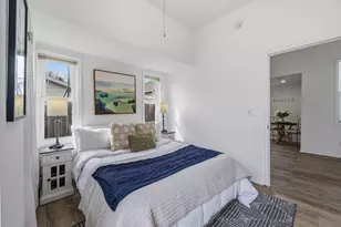 910 N Mason St, Bloomington, IL 61701 - Photo 8